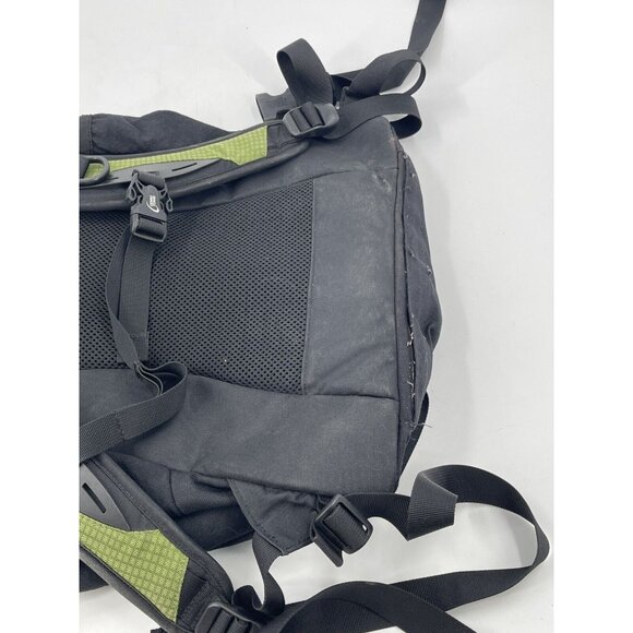 Cerro Torre Stealth‎ 30L Green/Black Hiking Backpack - Picture 5 of 14